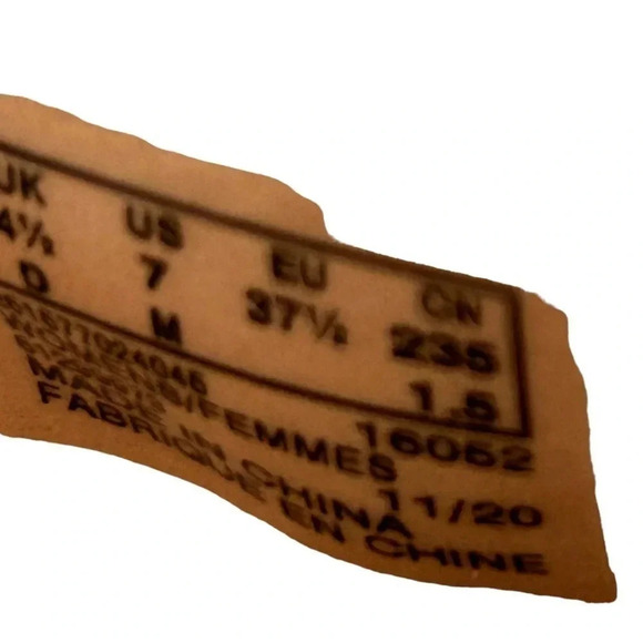 Clarks AMBYR JOY PUMP size 7 . Super comfortable 3” pump heels with animal print - Picture 10 of 12